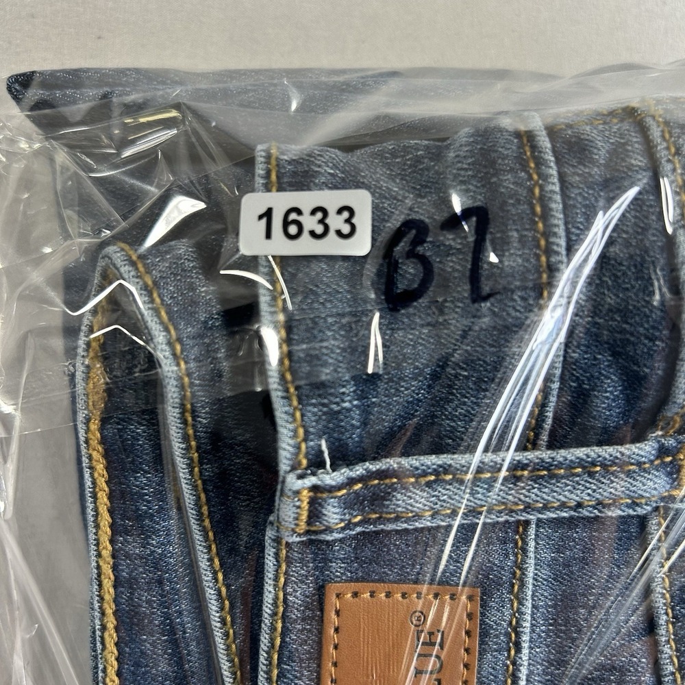 Judy Blue Relaxed Fit Jeans Womens Plus Size 16W Distressed Stretch Denim - Picture 9 of 9
